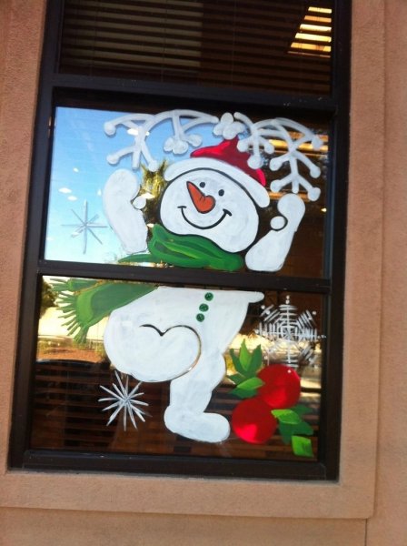 Снеговики для украшения окон