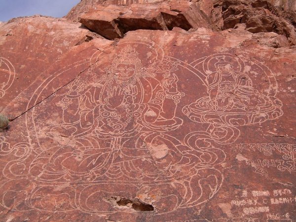 Петроглифы Тамгалы в Казахстане