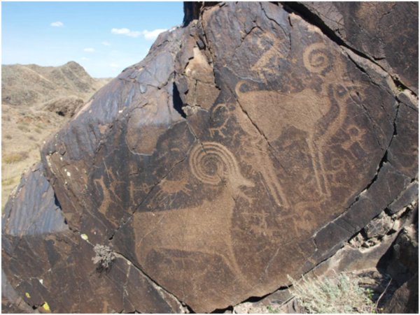 Петроглифы Тамгалы-тас в Казахстане