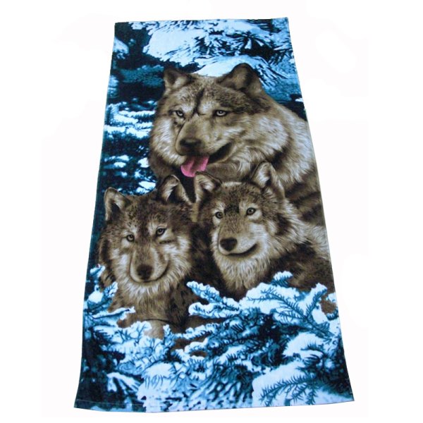 Полотенце с волком