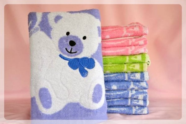 Ребенок в полотенце