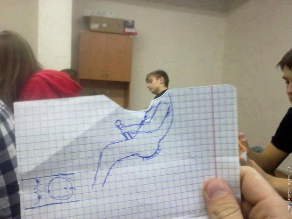 Чем заняться на скучном уроке