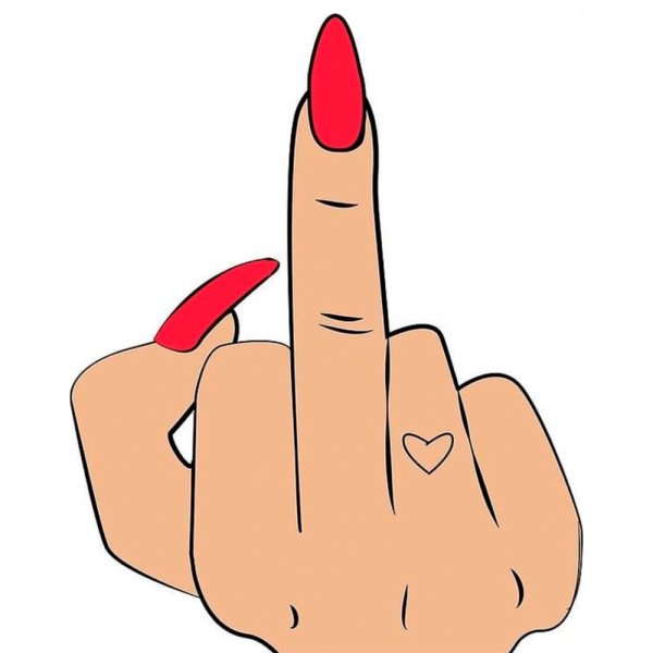 Кисти рук с ногтями