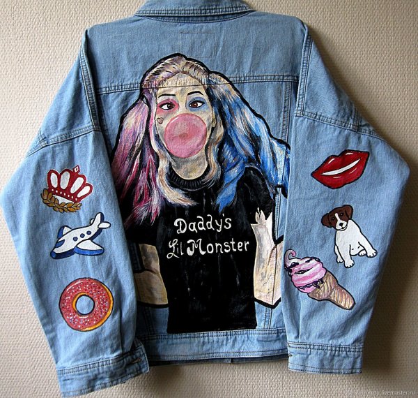 Кожаная куртка с принтом