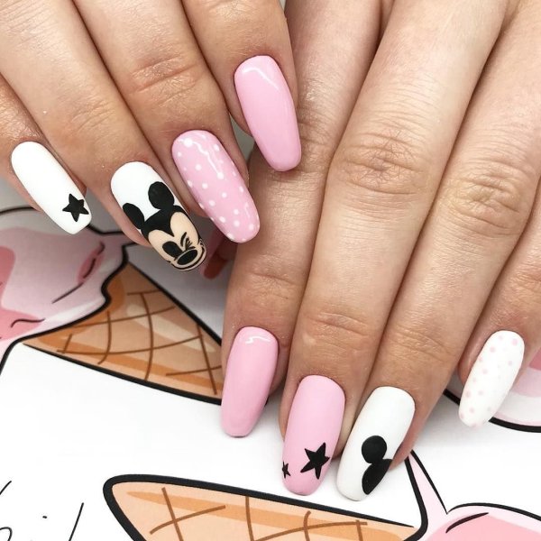 Маникюр дизайн