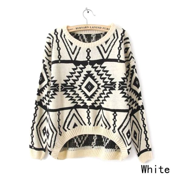 Свитер с геометрическим узором