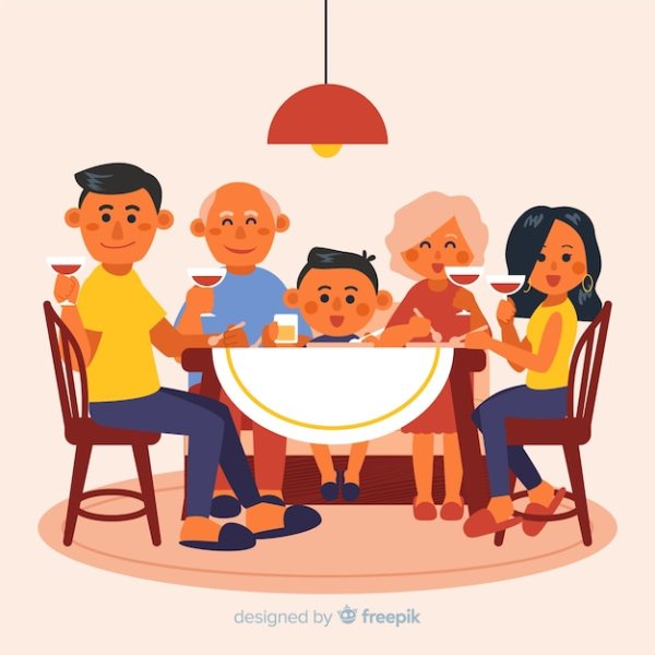 Семья за круглым столом