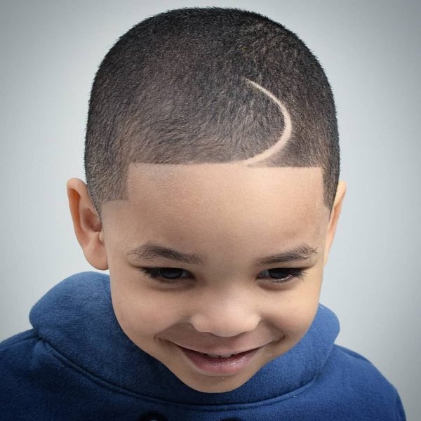 Хаир тату Версаче