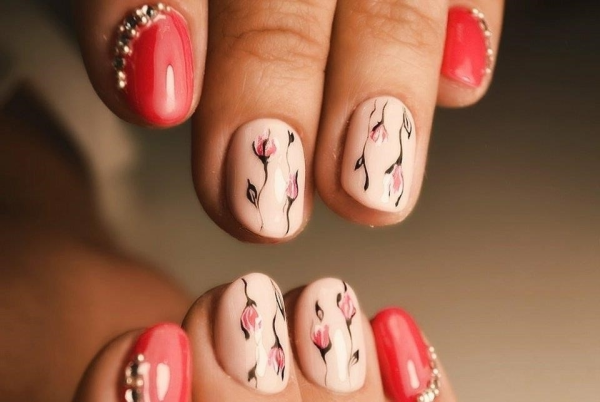 Красивый маникюр на короткие ногти