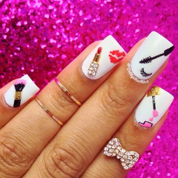 Маникюр абстракция