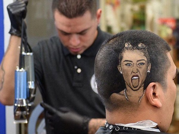 Смешной парикмахер