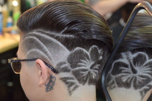 Стрижки с рисунком женские