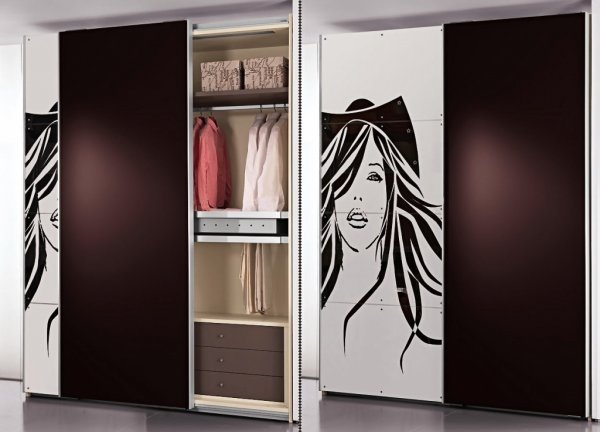 Декор дверей шкафа