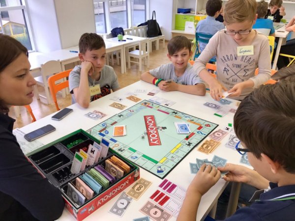 Настольные игры фон