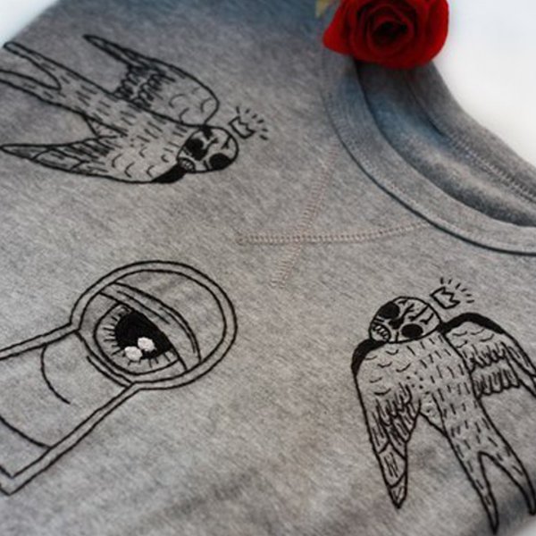 Забавная вышивка на одежде