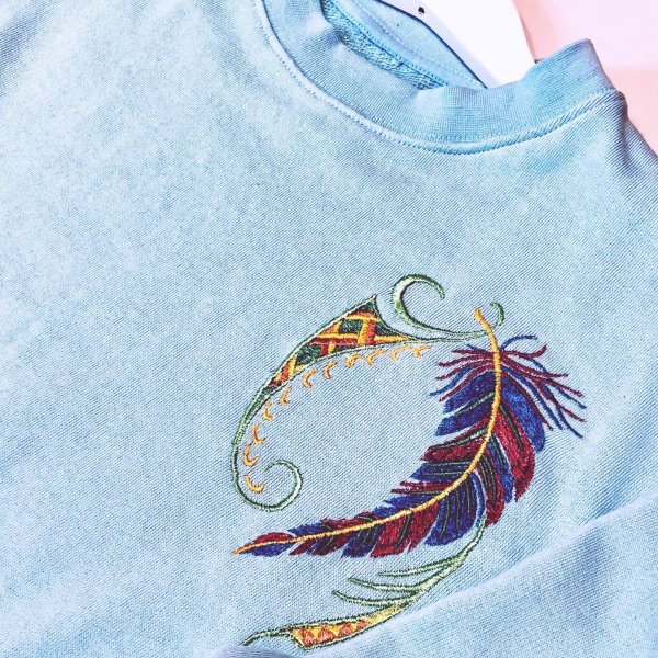 Машинная вышивка на одежде