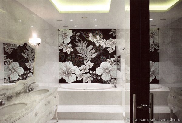 Плитка в ванную панно цветы