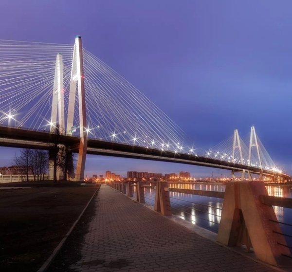 Обуховский вантовый мост