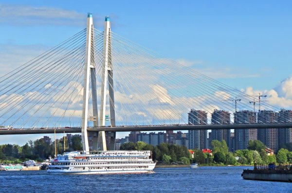 Обуховский вантовый мост