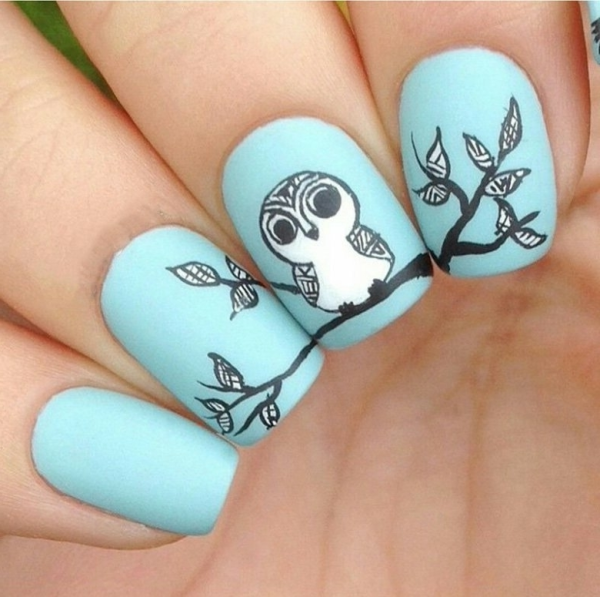 Маникюр с мультяшками