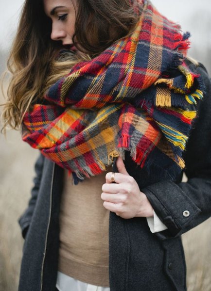 Разноцветный шарф