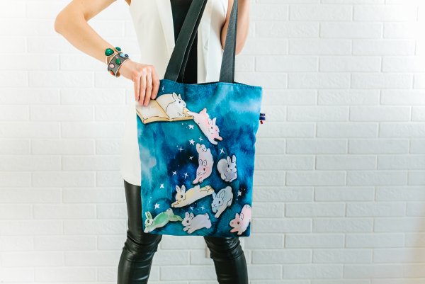 Шоппер черный аниме