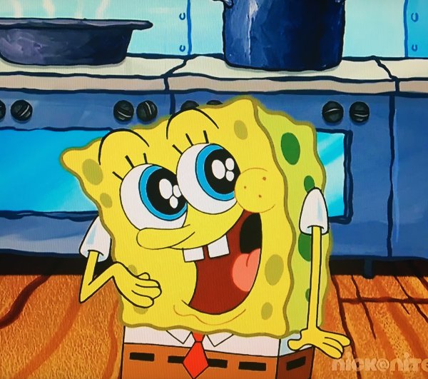 Спанч Боб улыбается