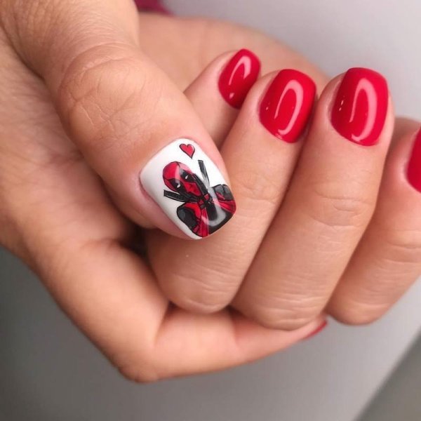 Красный маникюр 2021