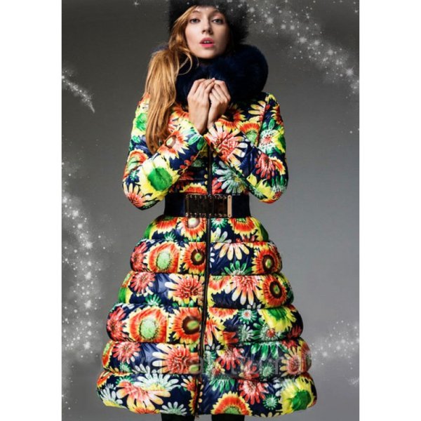 Пуховик с цветочным принтом