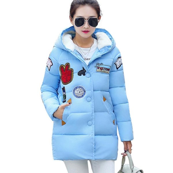 Куртки молодежные женские