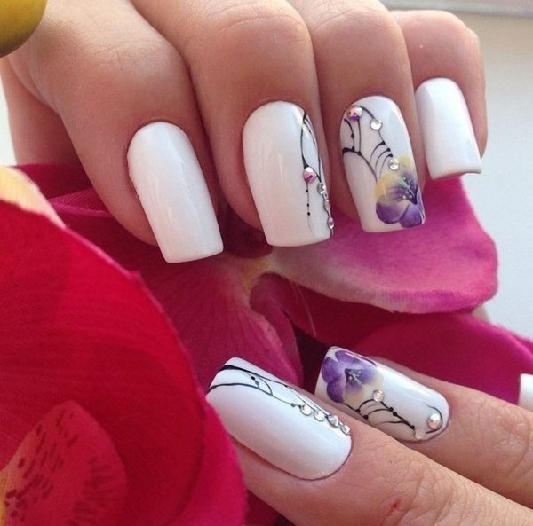 Весенний маникюр