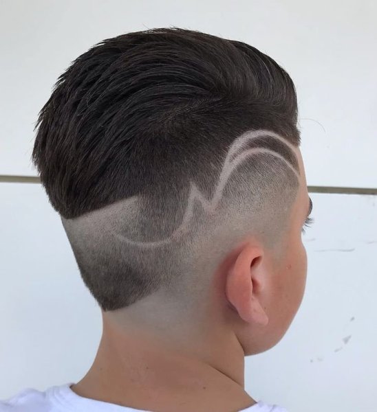 Стрижки с выбриванием узоров женские