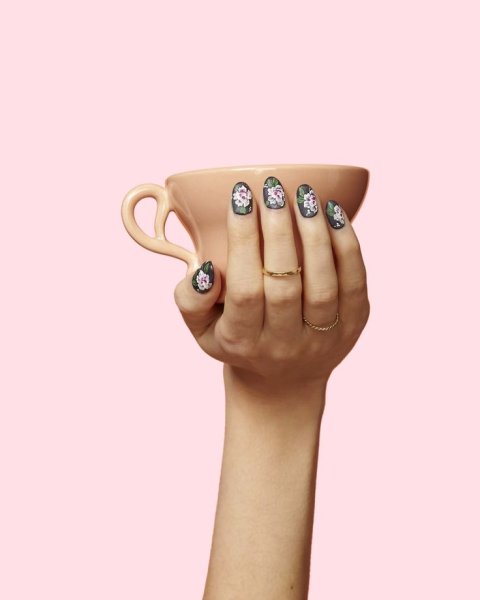 Маленькие Татуировки на пальцах