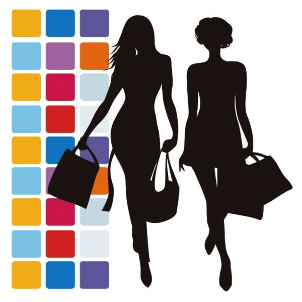 Красивая девушка с покупками