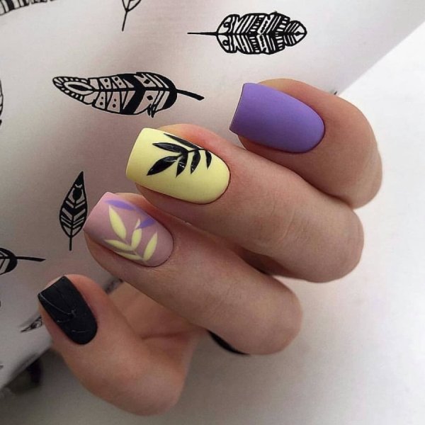 Маникюр дизайн