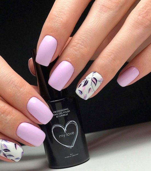 Красивый стильный маникюр