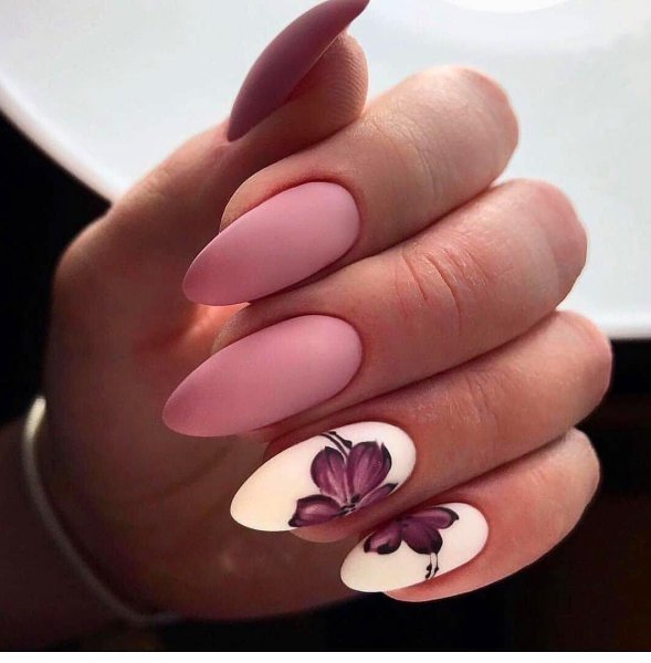 Геометрия на длинных ногтях