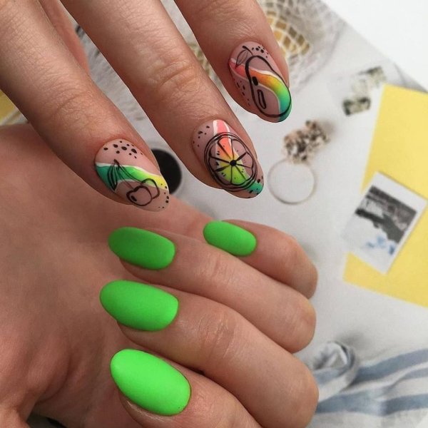 Маникюр летний молодежный