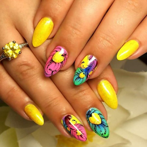 Летний дизайн ногтей