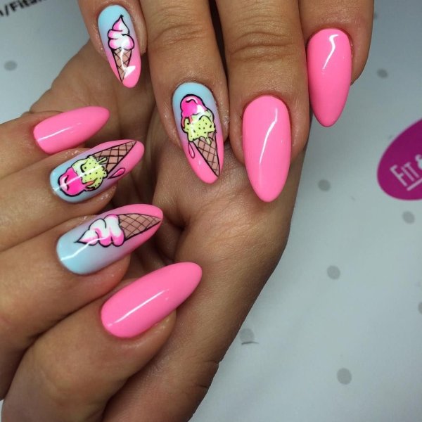 Ногти модные молодежные яркие