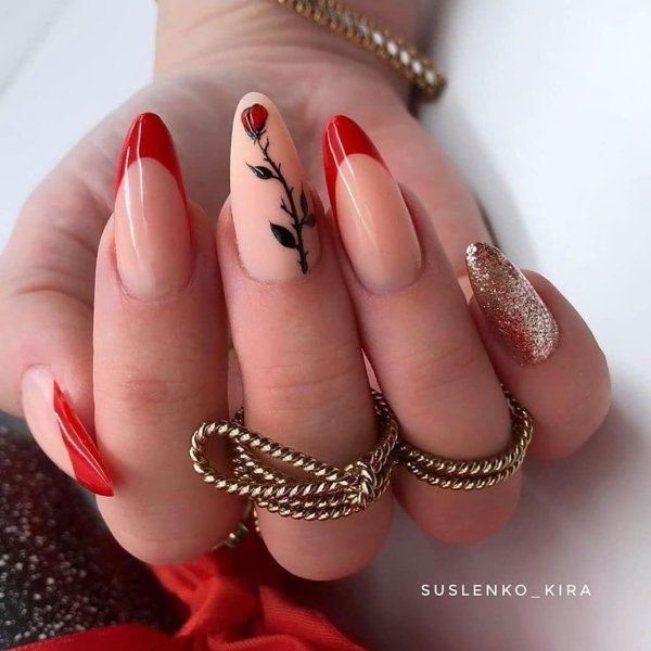 Красный френч 2022 миндаль