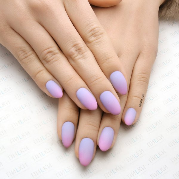 Стильный маникюр