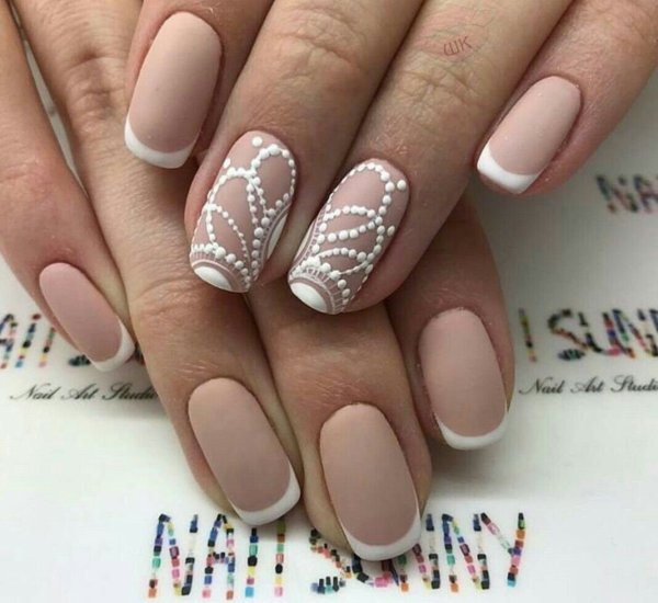 Френч на миндалевидных 2022