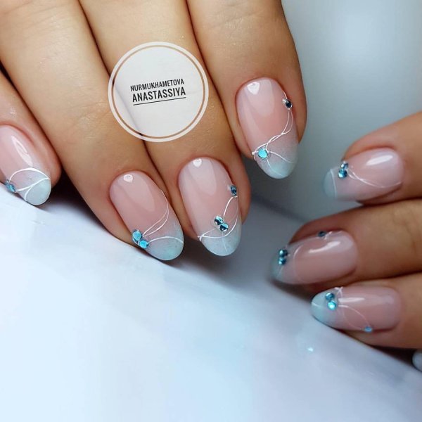 Гелевые ногти с рисунком