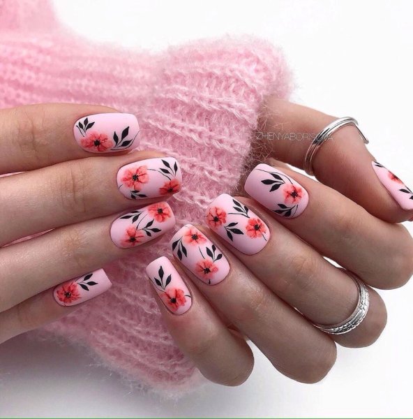 Гелевые ногти с рисунком