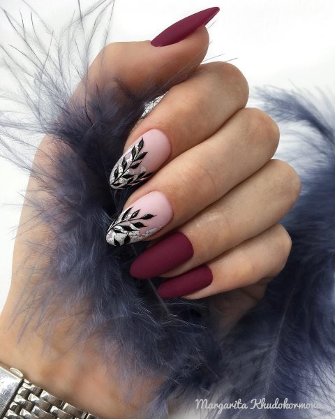 Веточки на ногтях