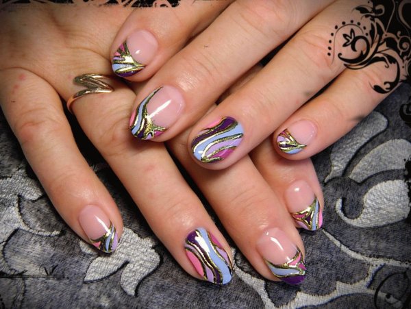 Маникюр абстракция