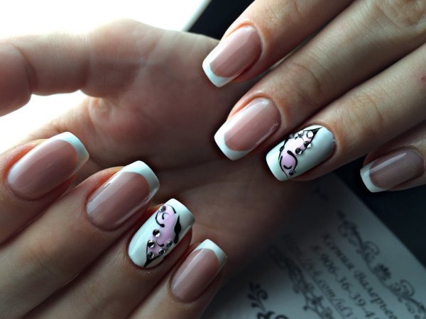 Веточки на ногтях