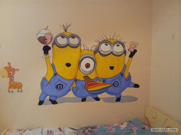 Мультяшные рисунки на стене