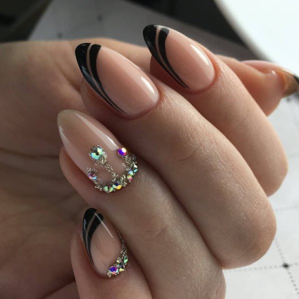 Красивый маникюр